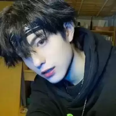 于希月